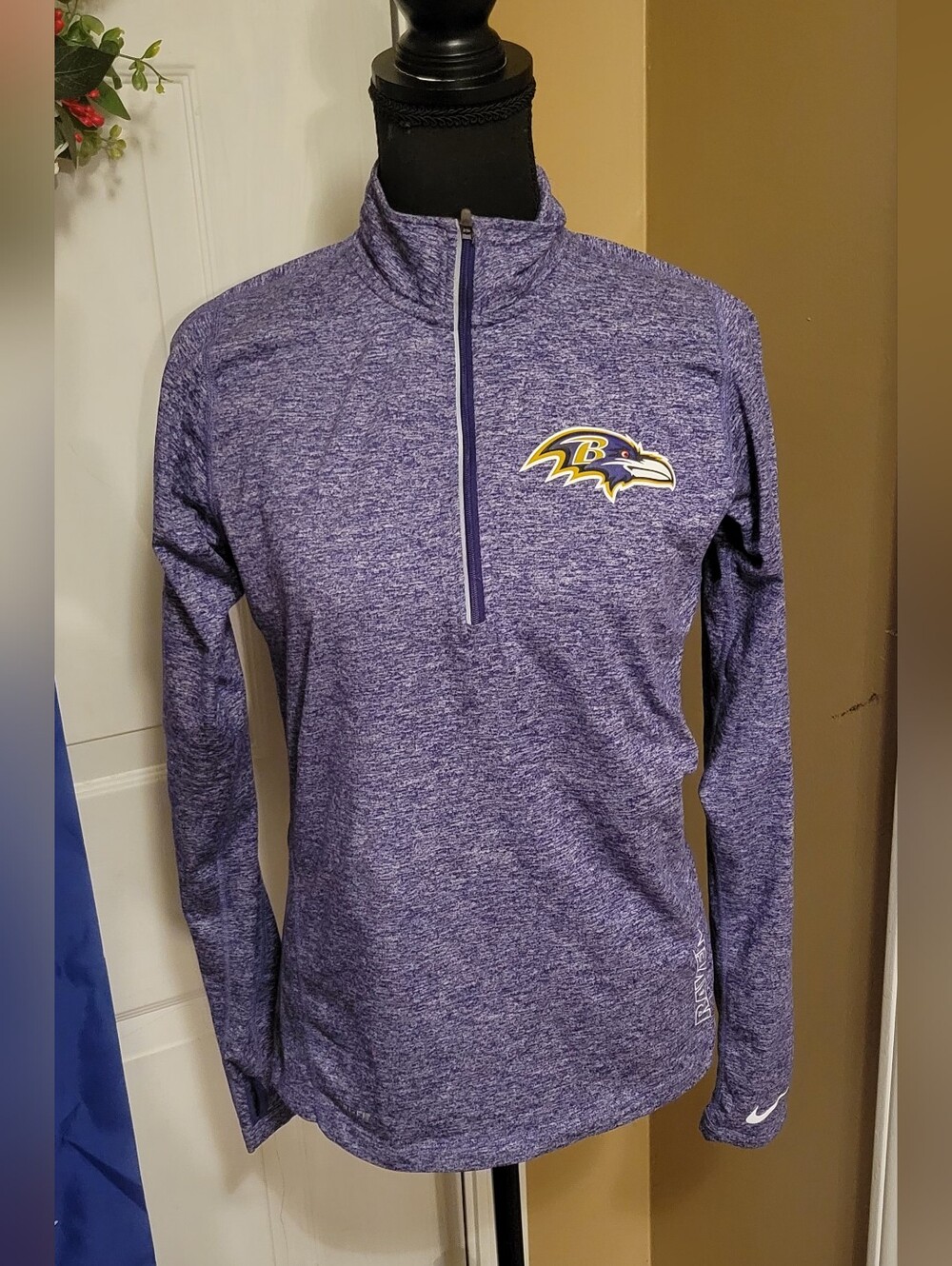 Womens Nike Dri-Fit Baltimore Ravens Heather Purple 1/4 Zip Pullover, Size Small